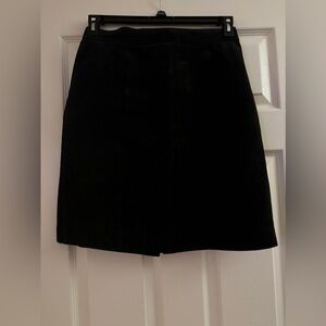 The Limited Suede (100% leather) skirt